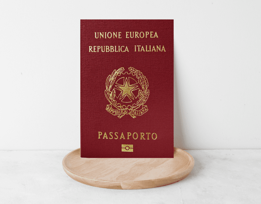 https://www.italotribu.org/wp-content/uploads/2023/11/pasaporte-italiano-ciudadania-italiana-1-1.png